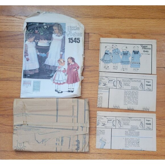 Vintage Vogue Little Girls Dress Sewing Pattern 1545 Classic Design - Picture 1 of 6